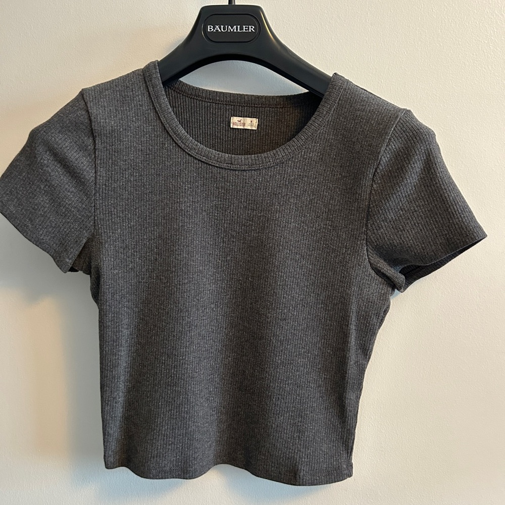 Hollister Charcoal Ribbed Crop Top